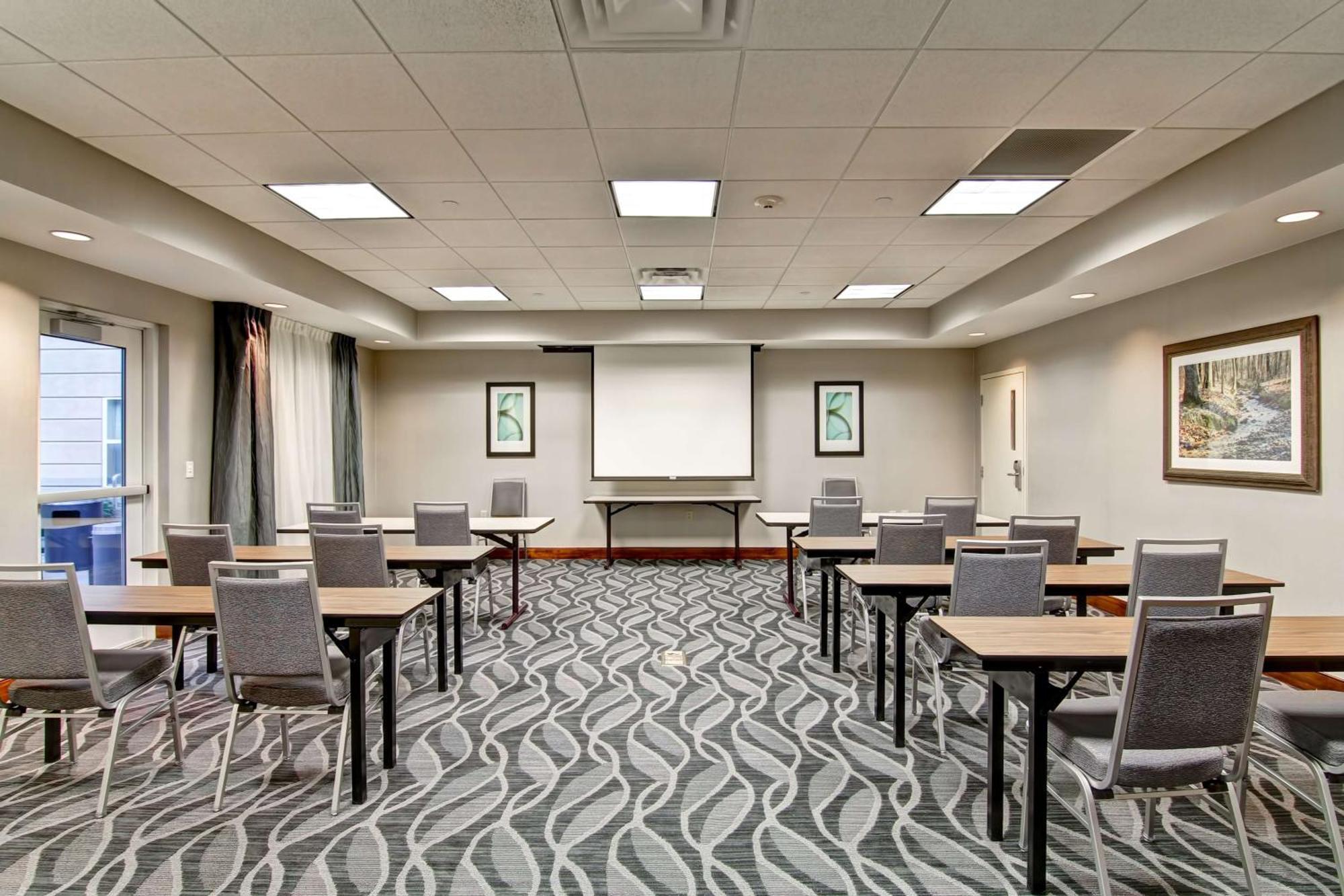 Homewood Suites By Hilton Bentonville-Rogers Bagian luar foto